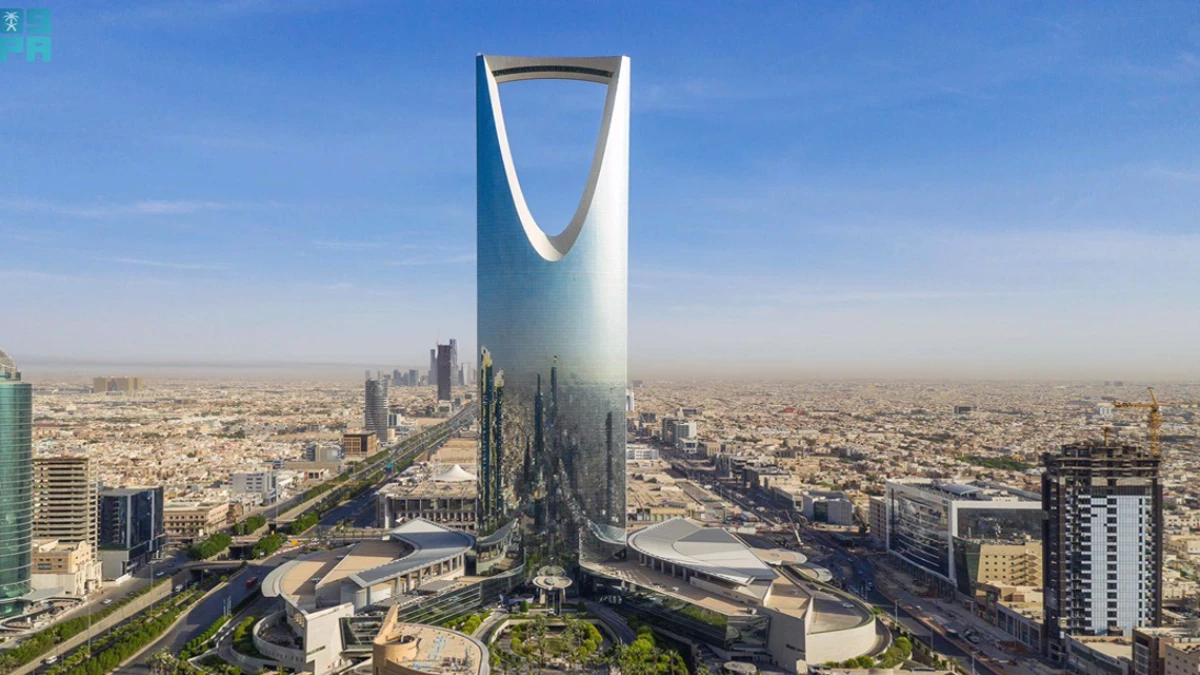 الوطن أولاً !